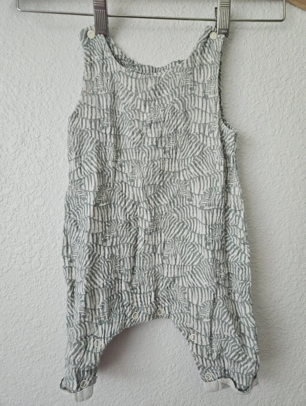 apple park 100% organic cotton zebra snap romper gauze summer 6 - 12 months